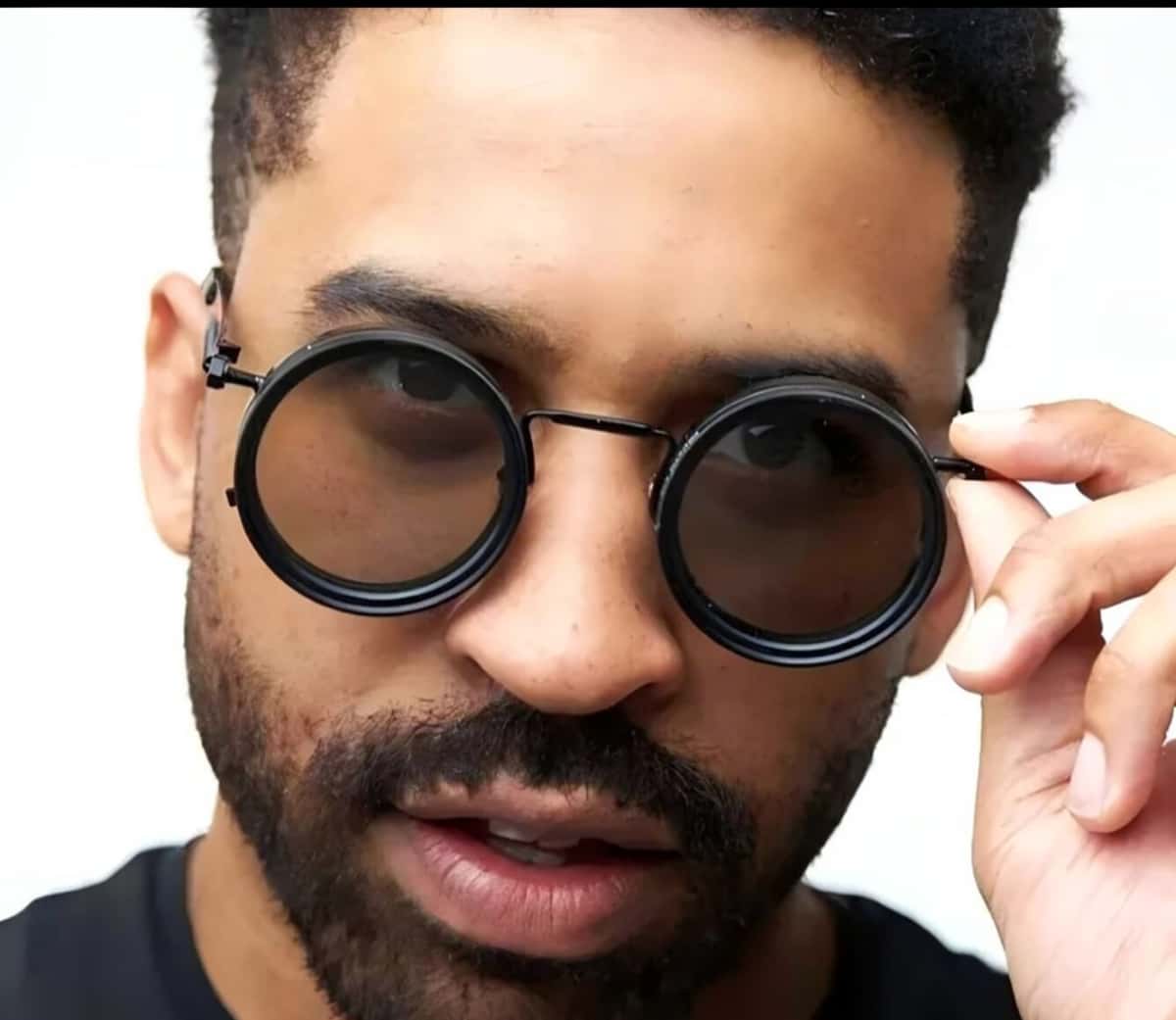 Men's sunglasses, Black color - Tenderyard