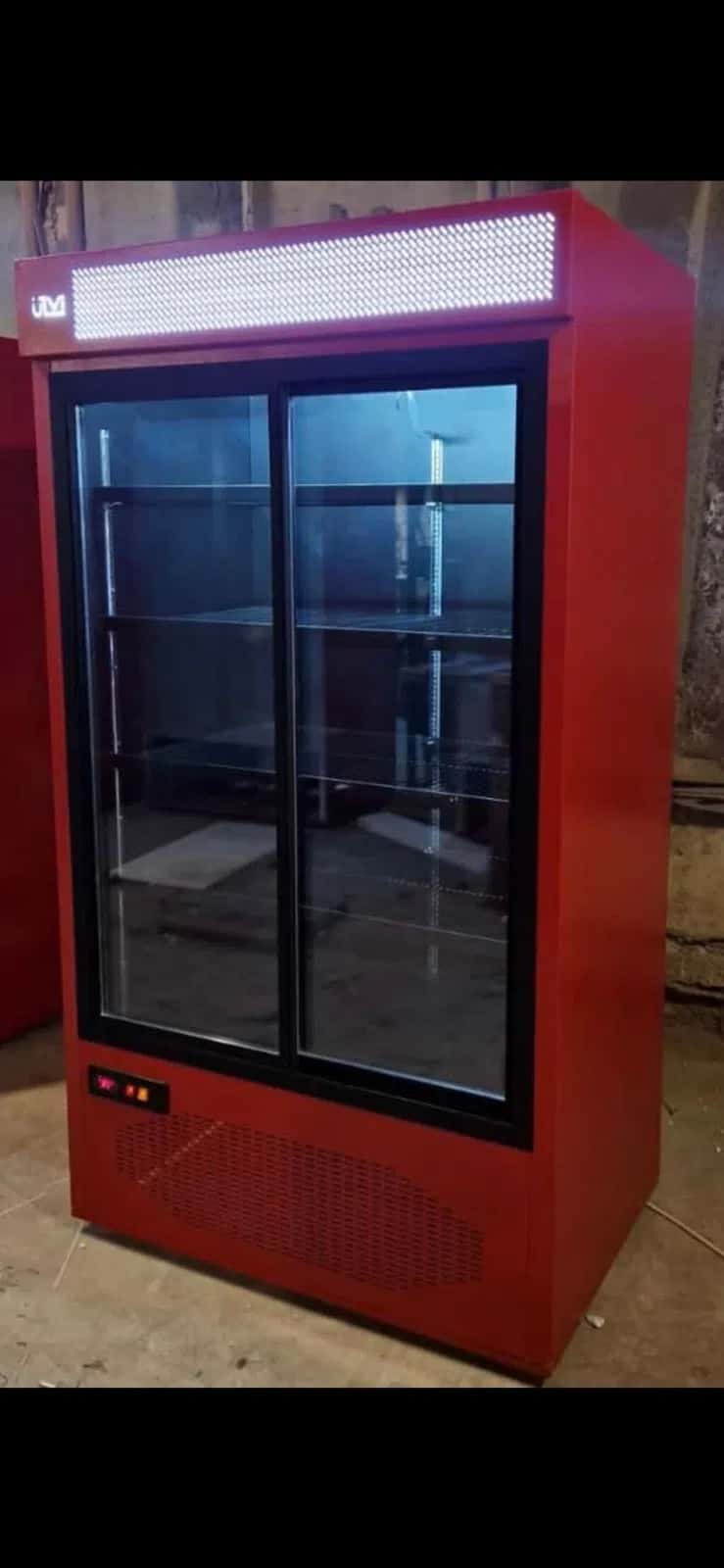 Refrigerated display case for dairy products 110x75x200 cm - Tenderyard