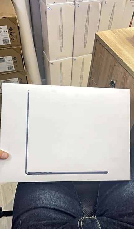 Apple brand laptop, Gray color - Tenderyard