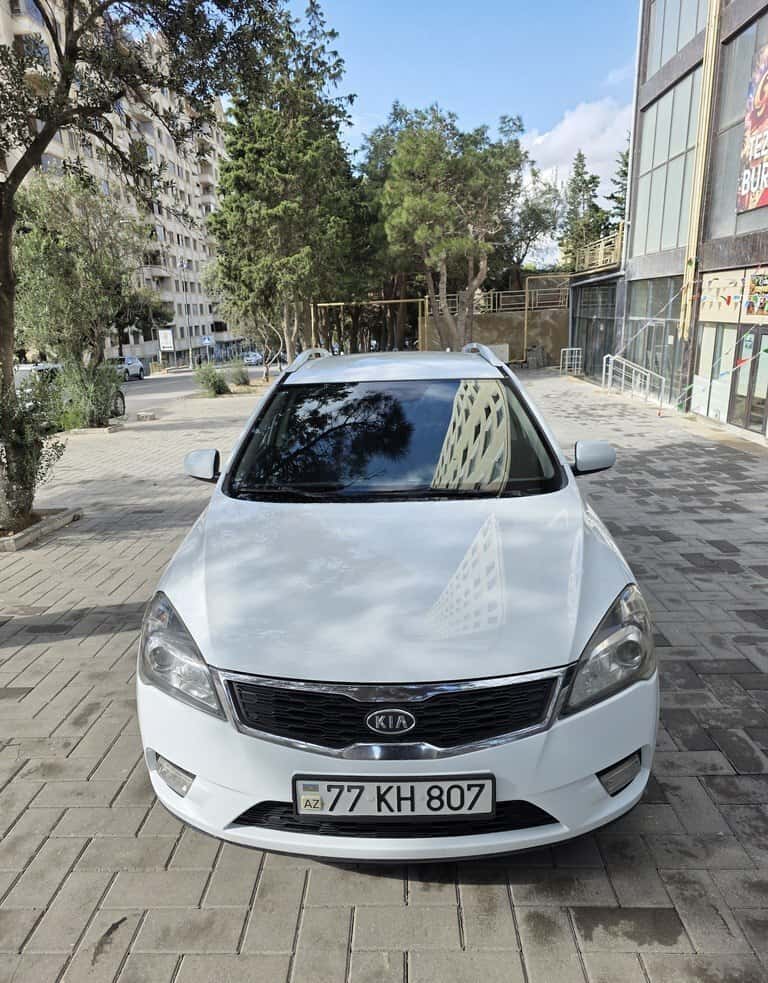 Kia Ceed SW, 2009 il, 331405 km, 1.6 L - Tenderyard