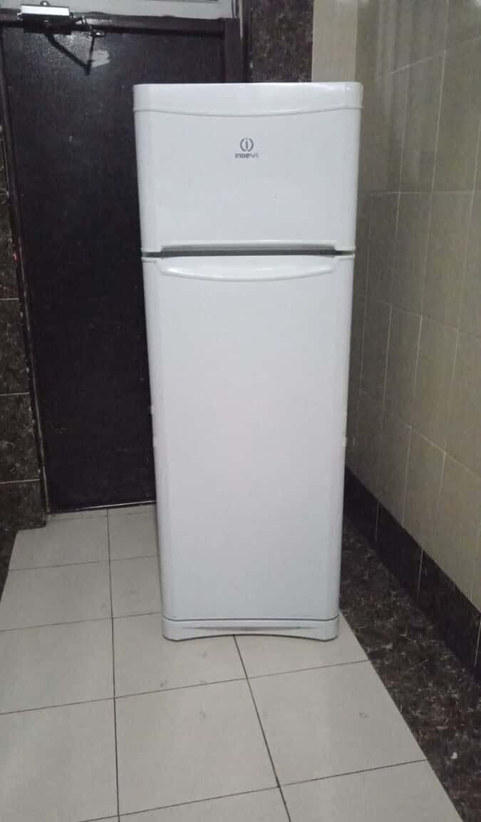 Indesit refrigerator - Tenderyard