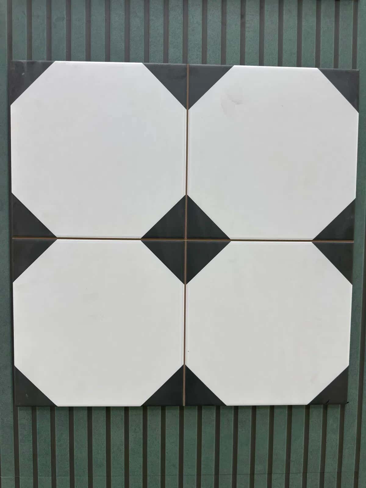 Ceramic tile - Tenderyard