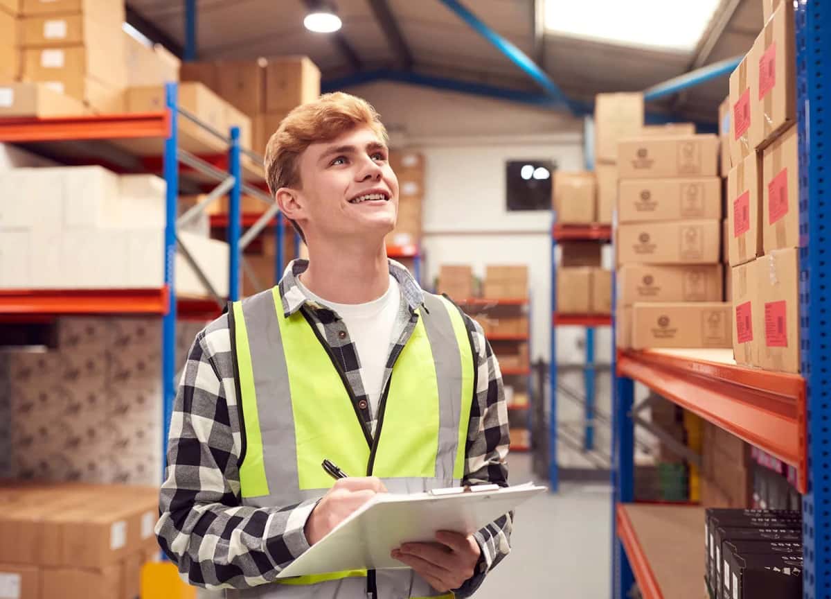 Warehouse Assistant Vacancy - Tenderyard