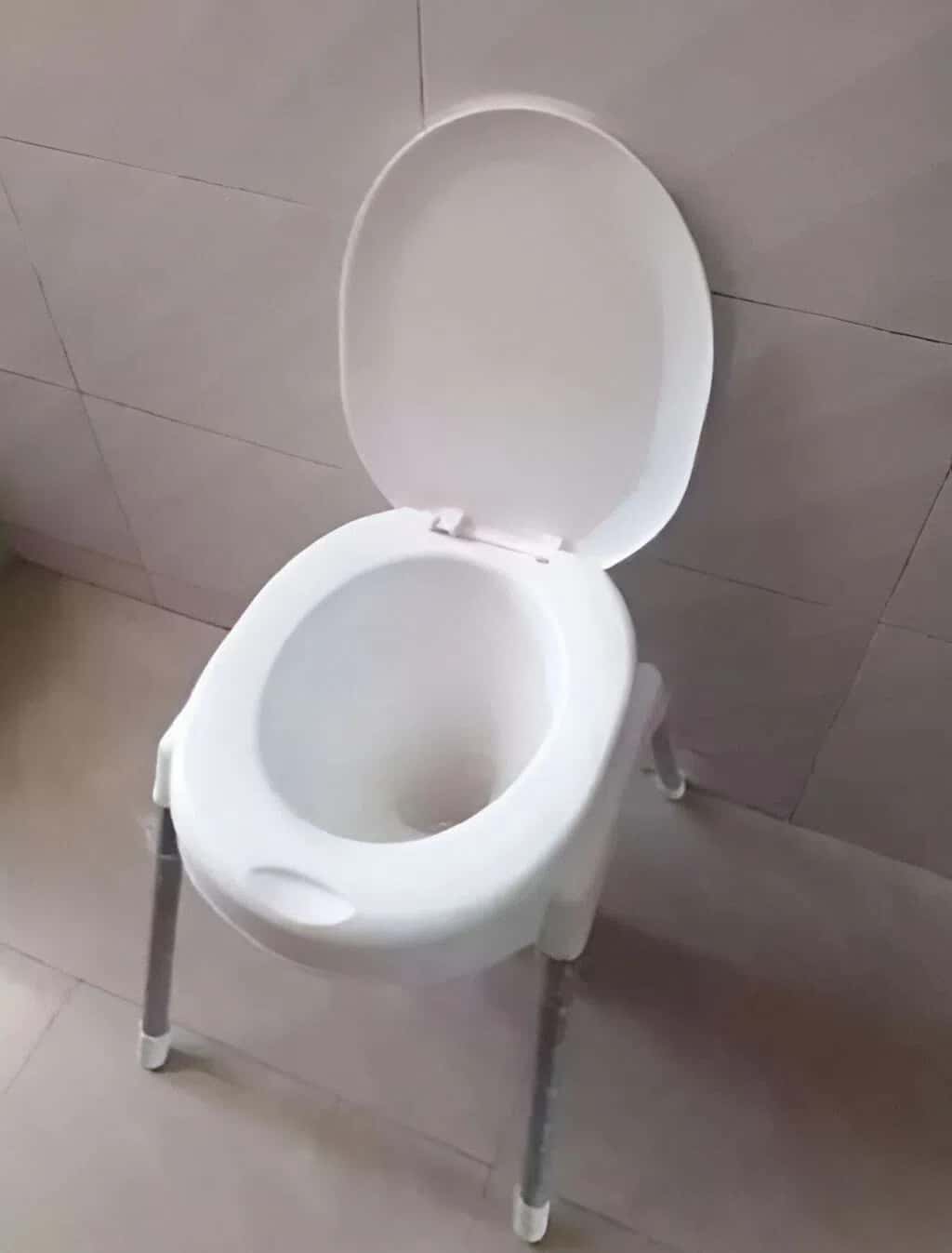 Folding toilet chair (commode) for patients - Tenderyard