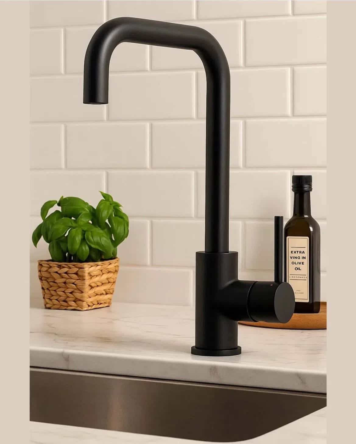 Kitchen faucet, Black color - Tenderyard