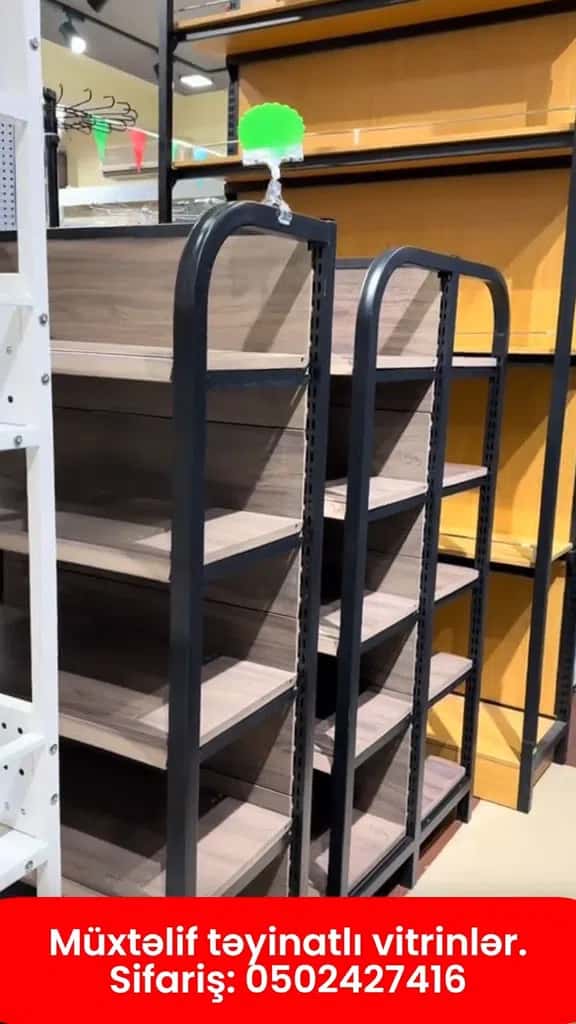 Store showcases and display stands - Tenderyard