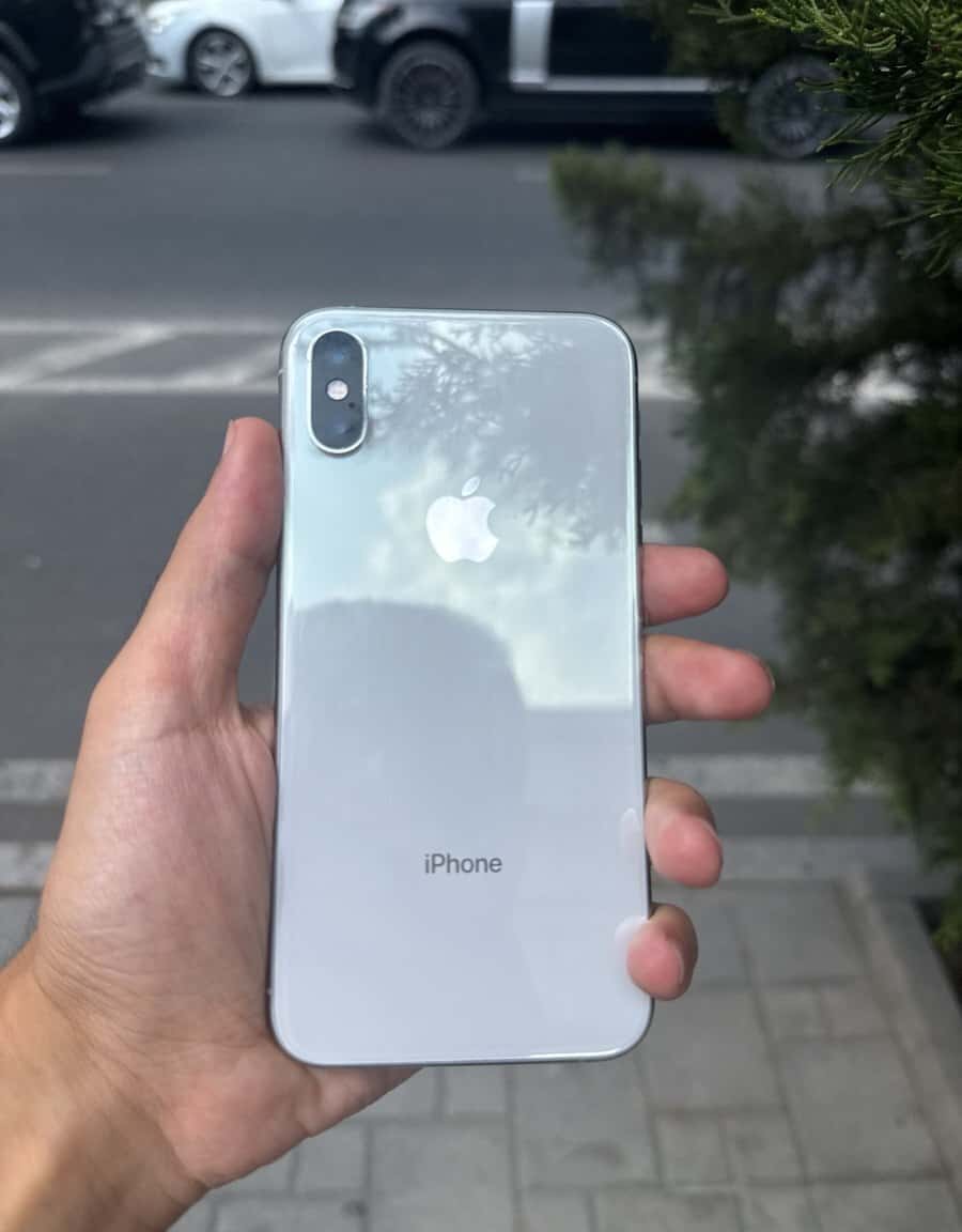 Apple iPhone XS, 4 GB - Tenderyard