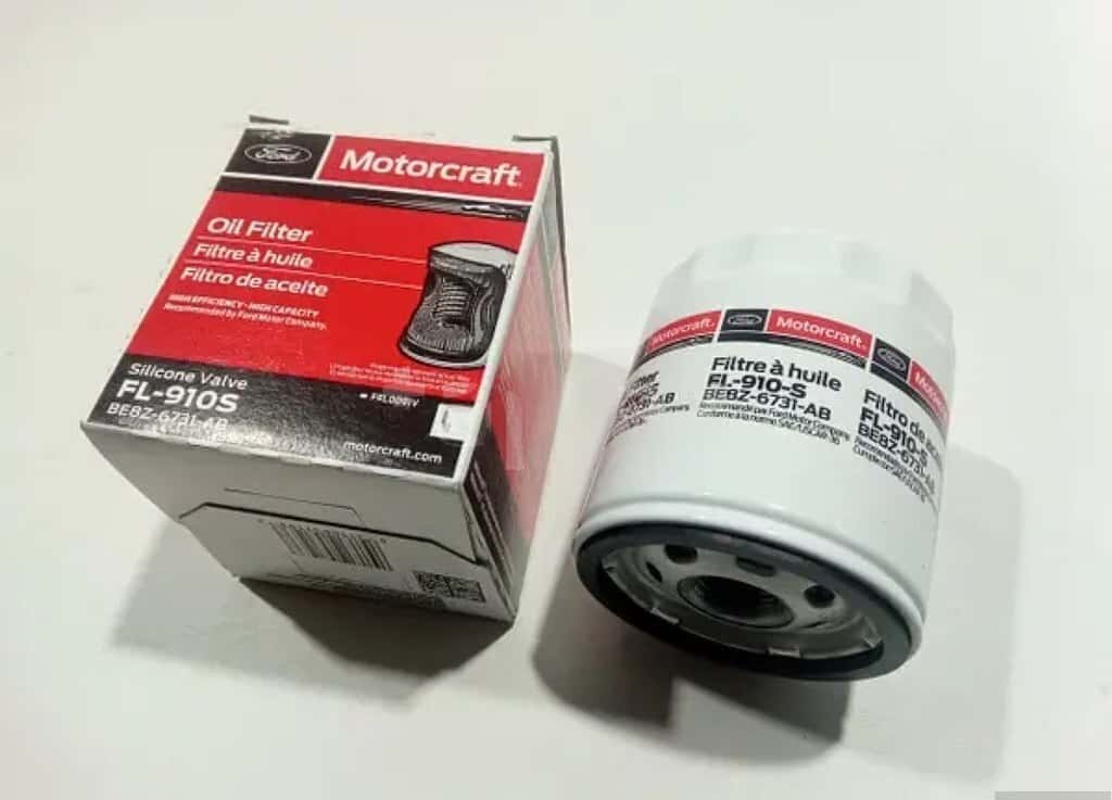 Oil filter Ford Fusion - Tenderyard