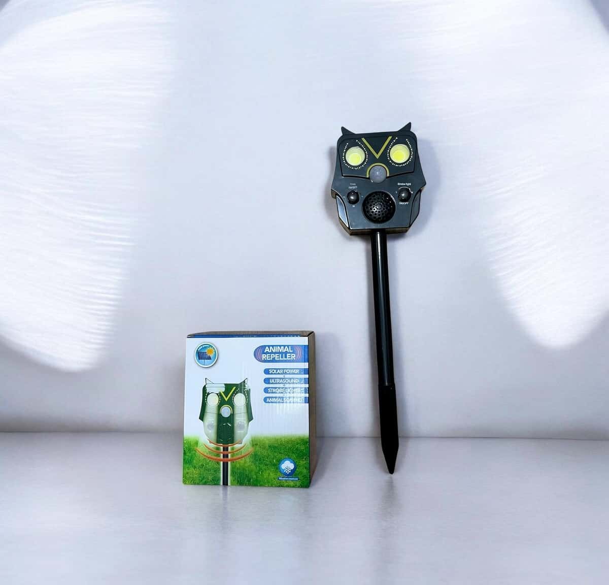Solar Powered Animal and Insect Repeller - Tenderyard