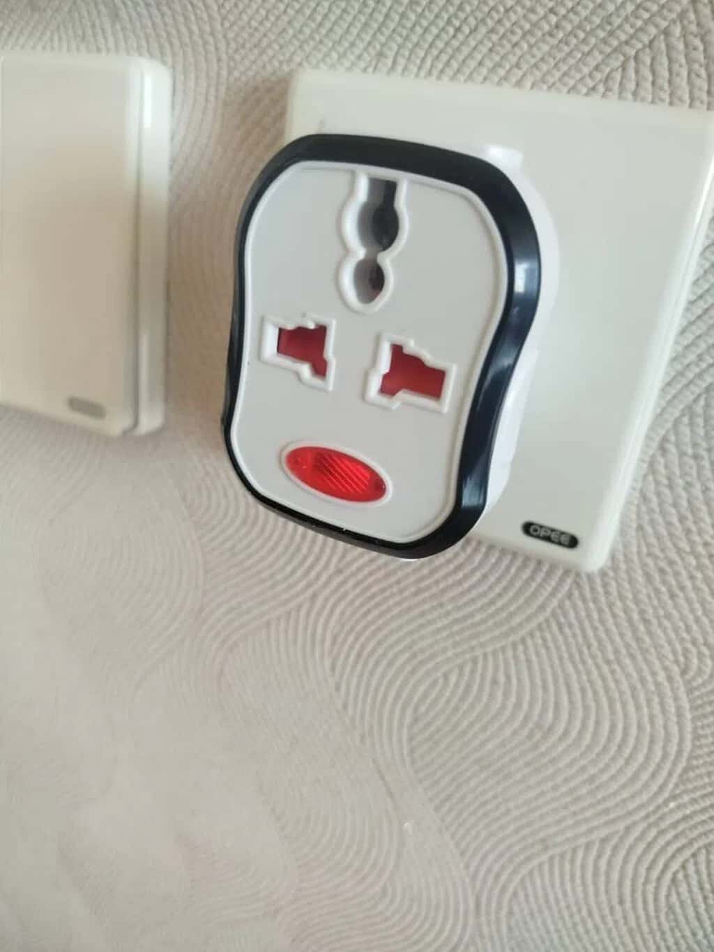 Universal Turistik Elektrik Adapteri (Perexadnik) - Tenderyard