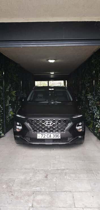 Hyundai Santa Fe, 2020 year, 151000 km, 2000 L - Tenderyard