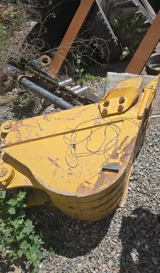 Excavator bucket 60 cm - Tenderyard