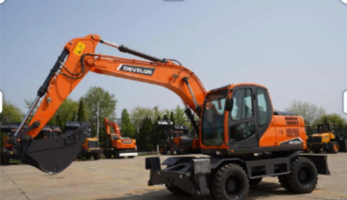 Excavator Develon DX150W, 2025 model - Tenderyard