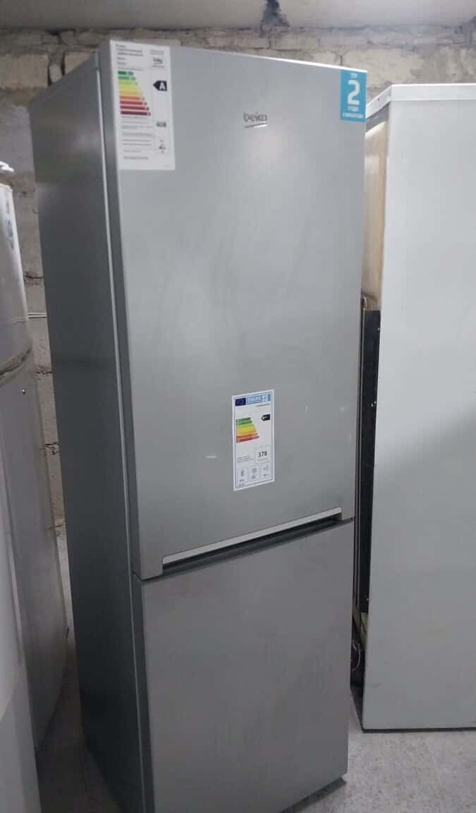Indesit refrigerator - Tenderyard