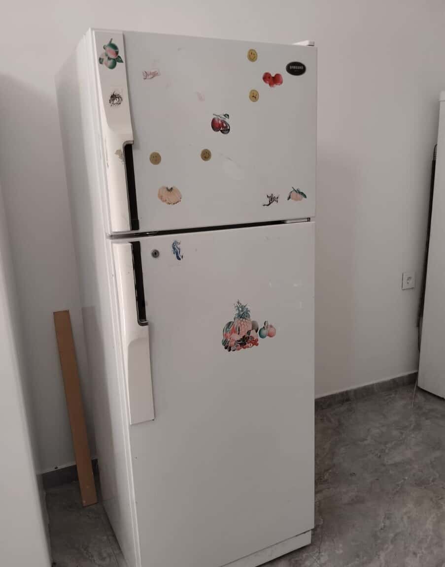 Indesit refrigerator - Tenderyard