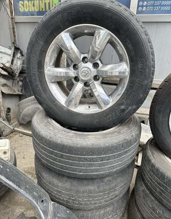 Wheels and tires for Lexus GX460 - Tenderyard