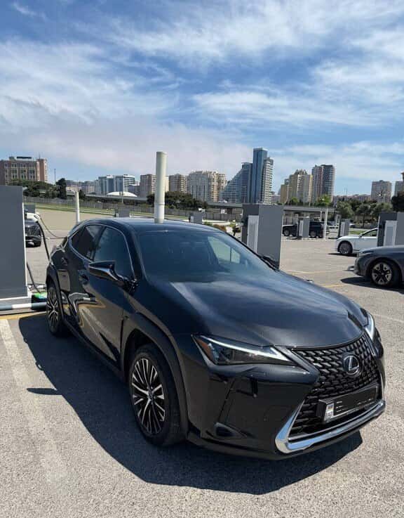 Lexus UX 200, 2023, 90000 km, 2 L - Tenderyard