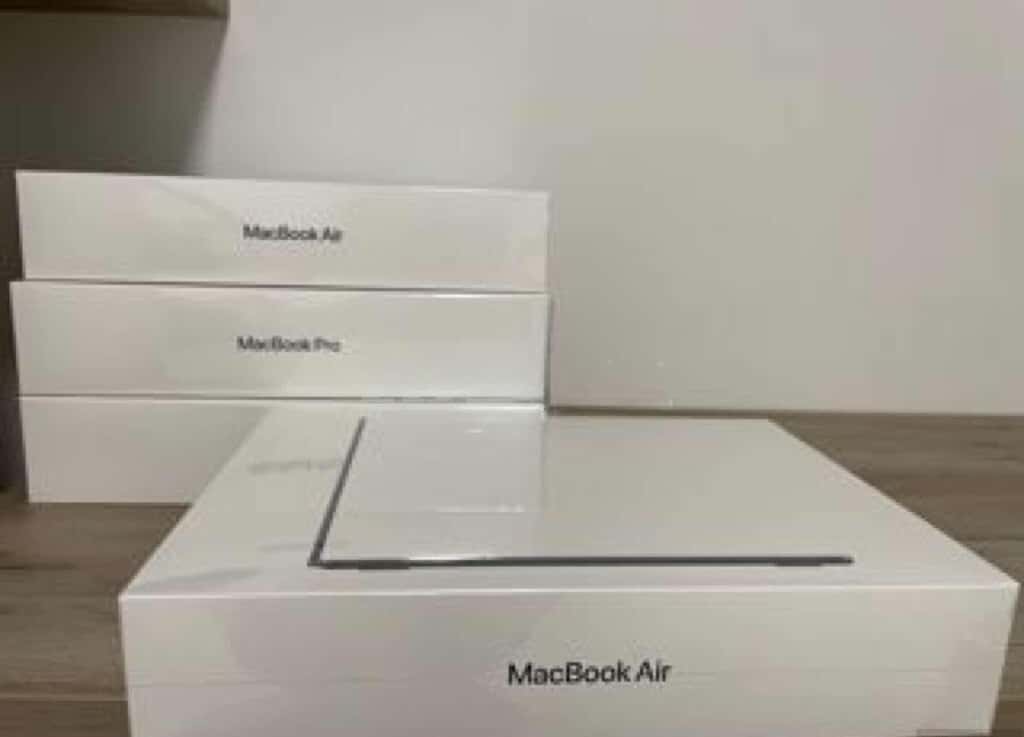 Apple brand laptop, Gray color - Tenderyard
