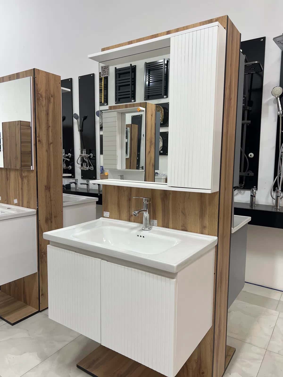 Rectangular basin, White color - Tenderyard