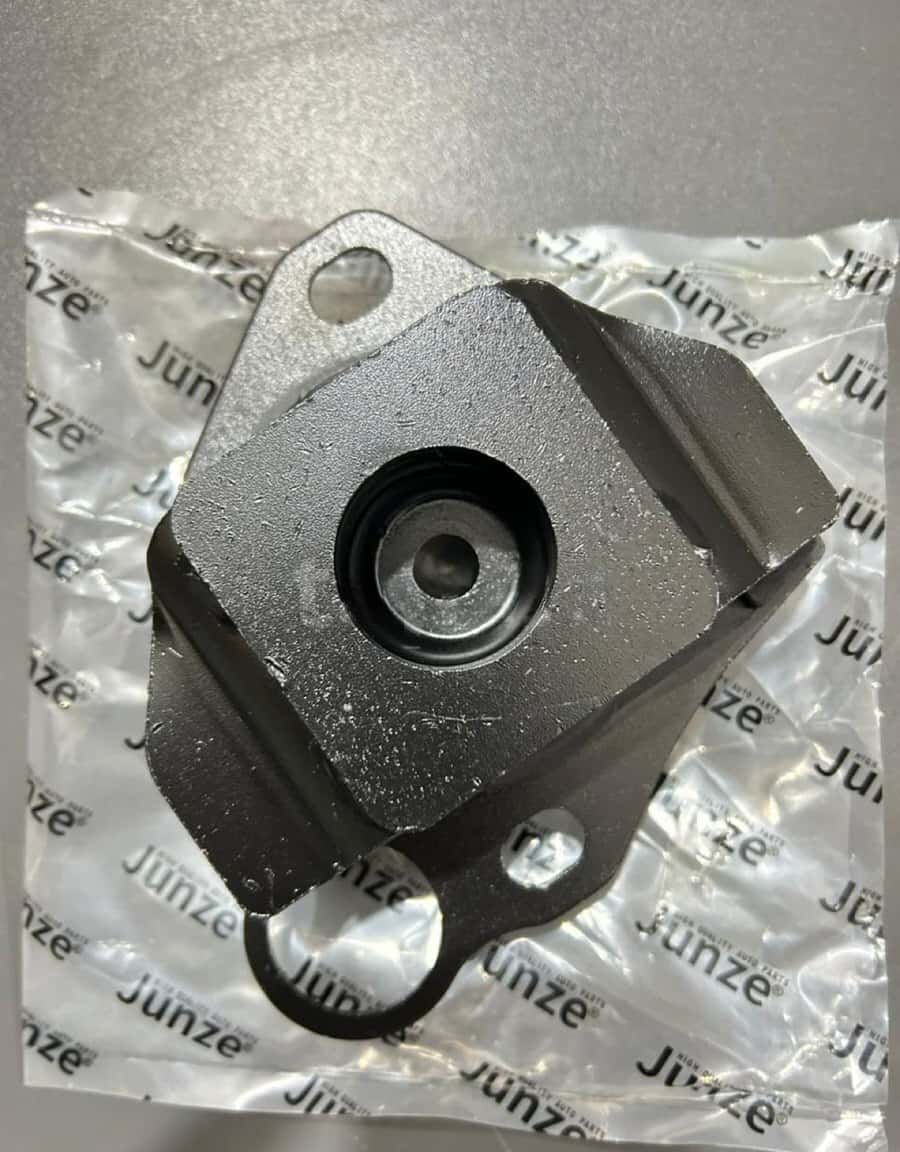 Transmission upper mount for Toyota Prius 20 - Tenderyard