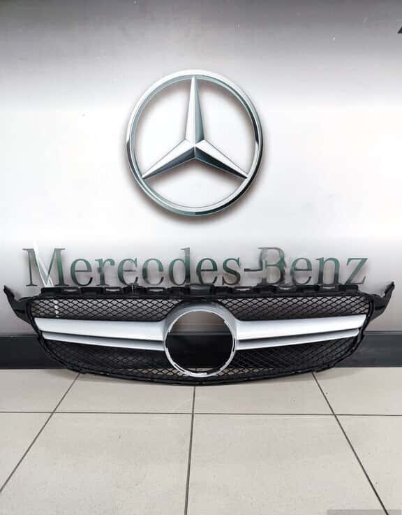 Radiator barmaqlığı Mercedes C-Class W205 (2014-2018) - Tenderyard
