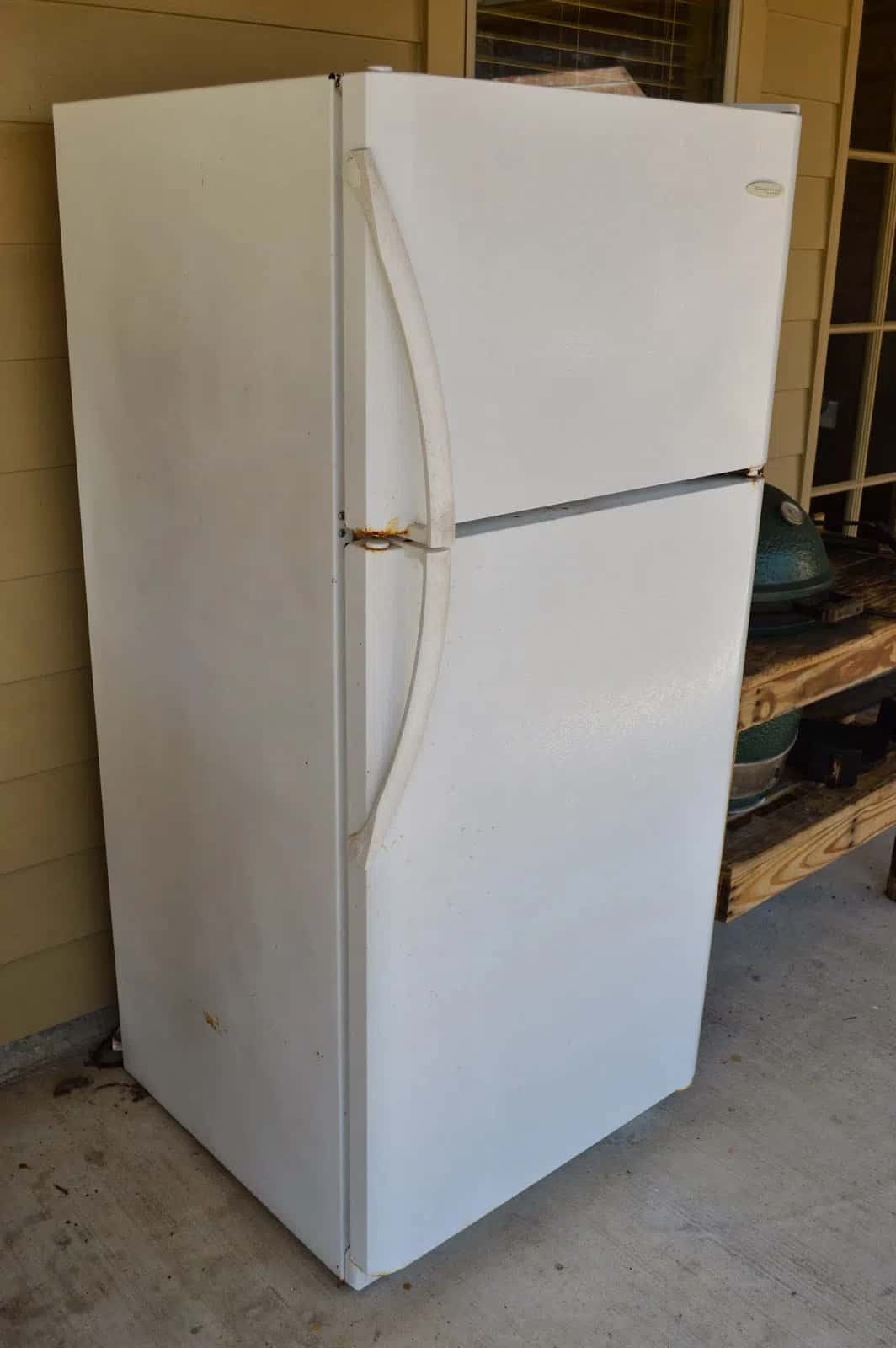 AEG Refrigerator - Tenderyard