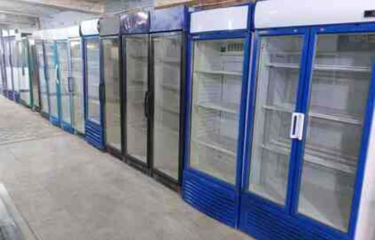 Refrigerated display case - Tenderyard