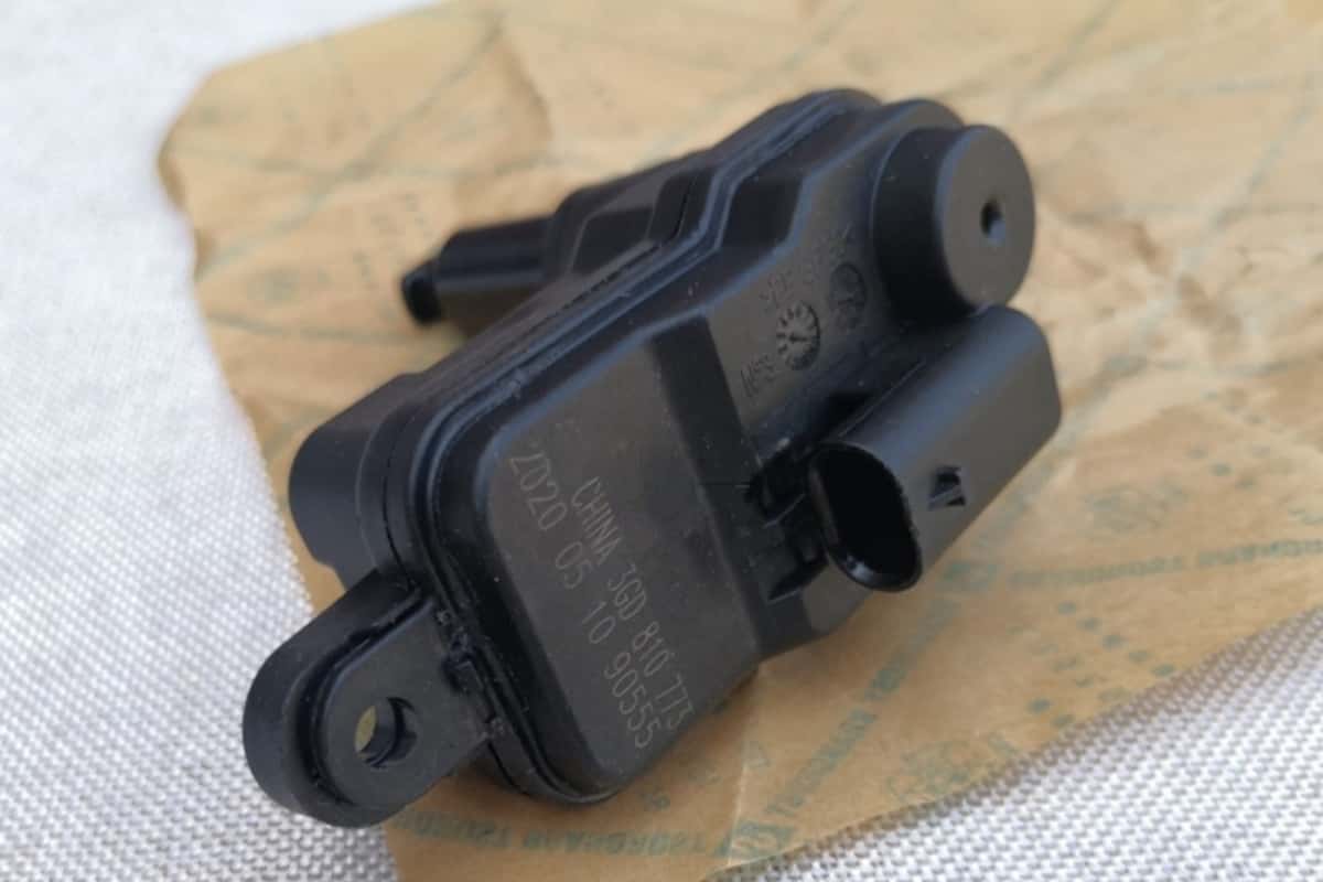 Lock motor for Volkswagen Polo Golf Caddy Audi A3 - Tenderyard