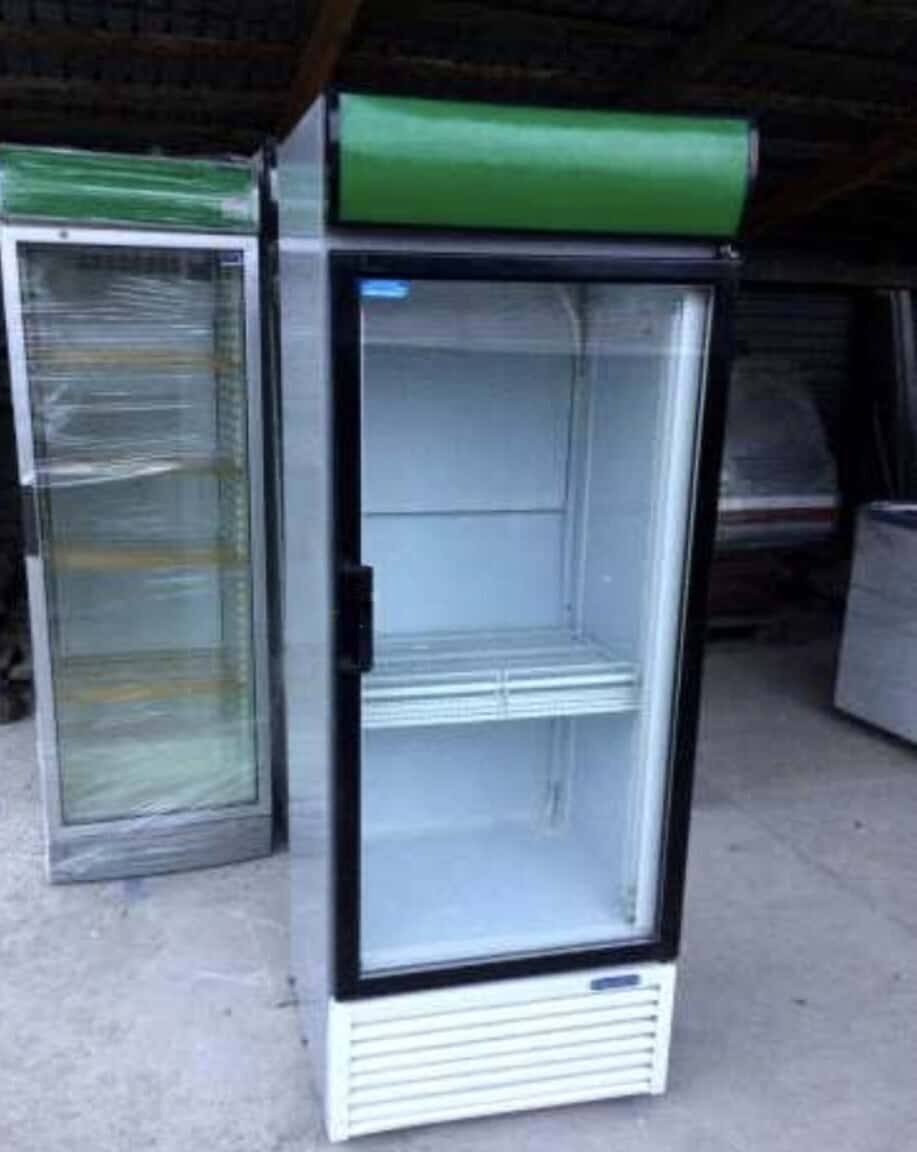 Refrigerated display case - Tenderyard