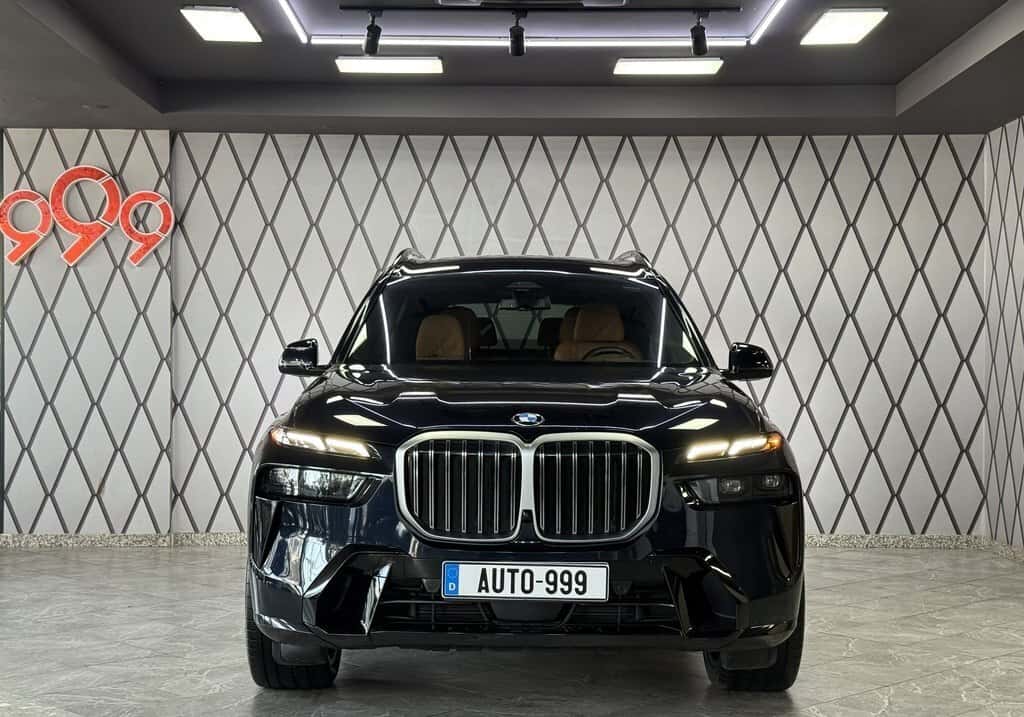 BMW X7, 2023 г., 53800 км, 3000 л - Tenderyard
