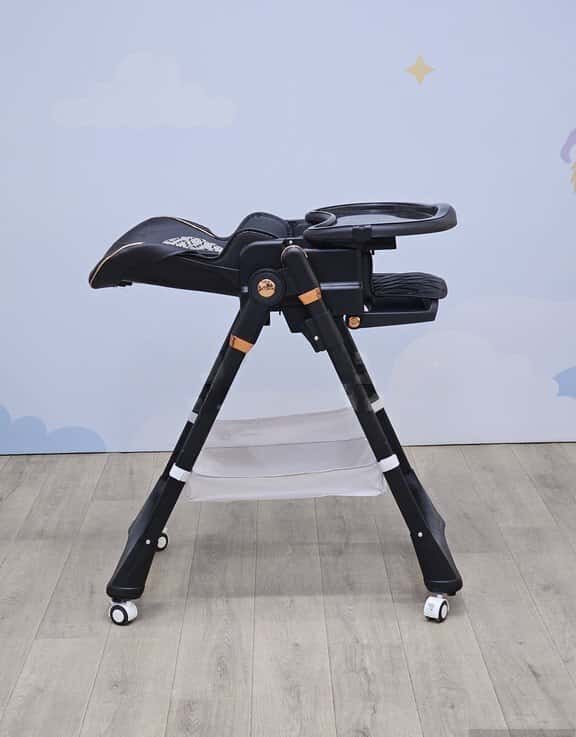 Unisex baby high chair, Black color - Tenderyard