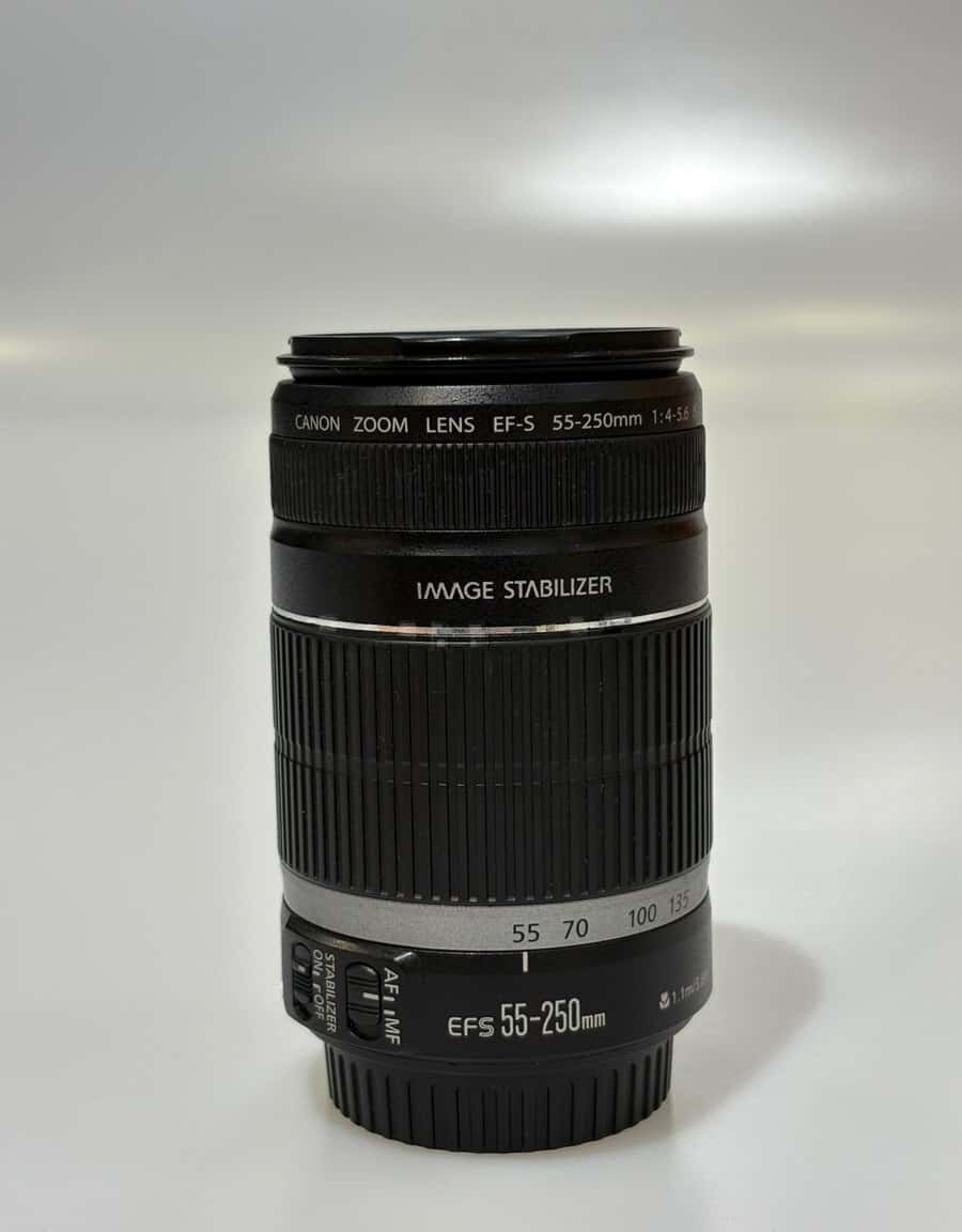 Canon EF-S 55-250mm zoom lens - Tenderyard