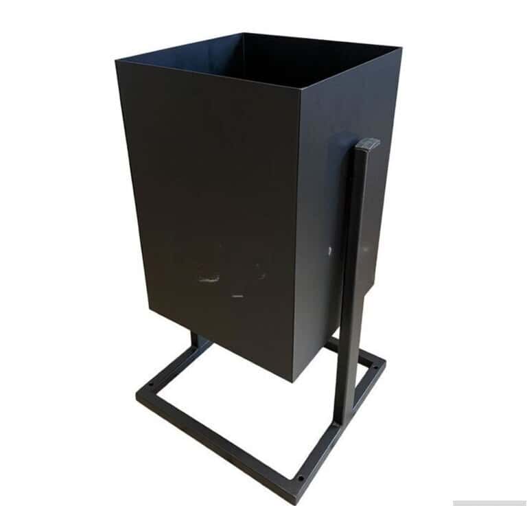 Trash bin in various models - Tenderyard