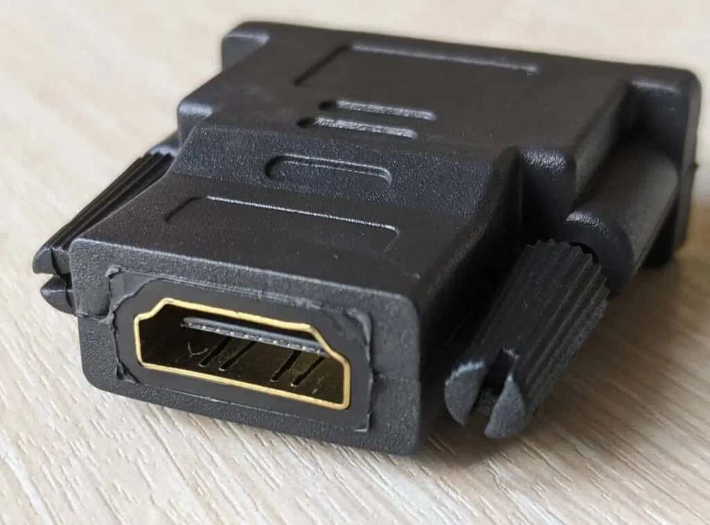 Black data cable, HDMI - Tenderyard