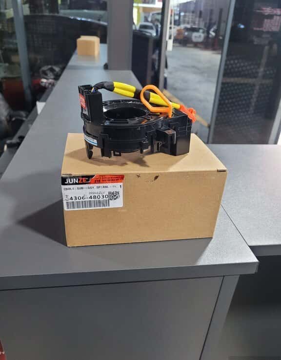 Sükan lenti Toyota Prius 2003-2019 - Tenderyard