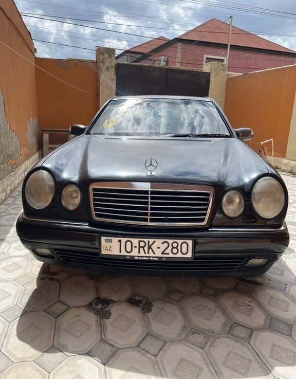 Mercedes E 280 4MATIC, 1998 il, 331000 km, 2800 L - Tenderyard