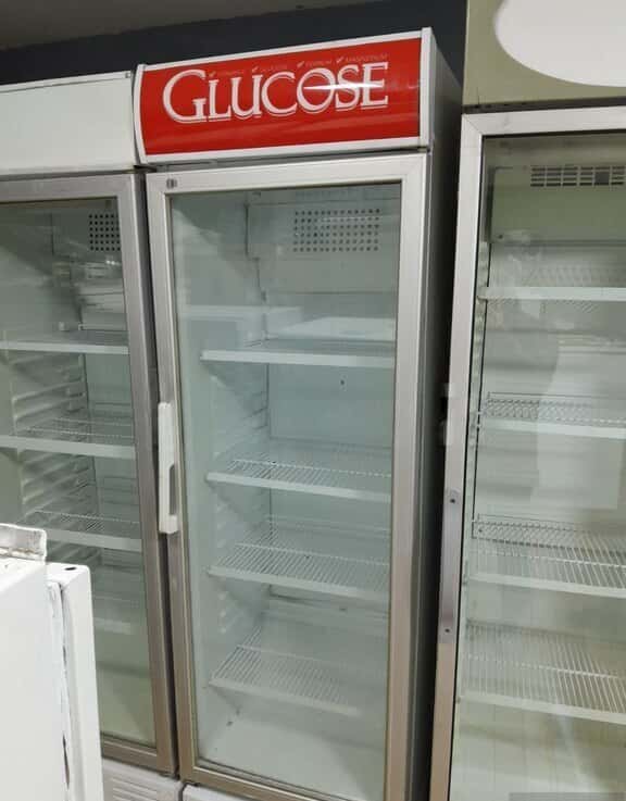 Refrigerated display case - Tenderyard