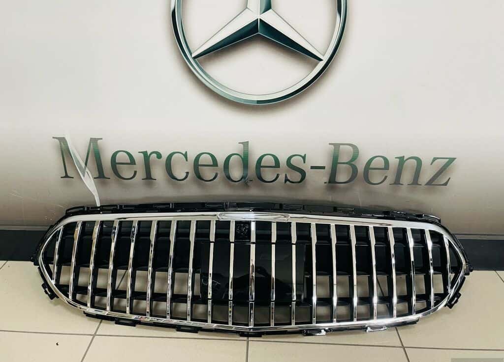Radiator grille Mercedes W213 E-Class Maybach 2021 - Tenderyard