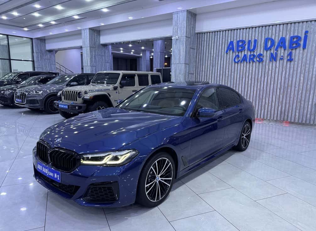 BMW 530e, 2022 год, 76800 км, 2000 л - Tenderyard