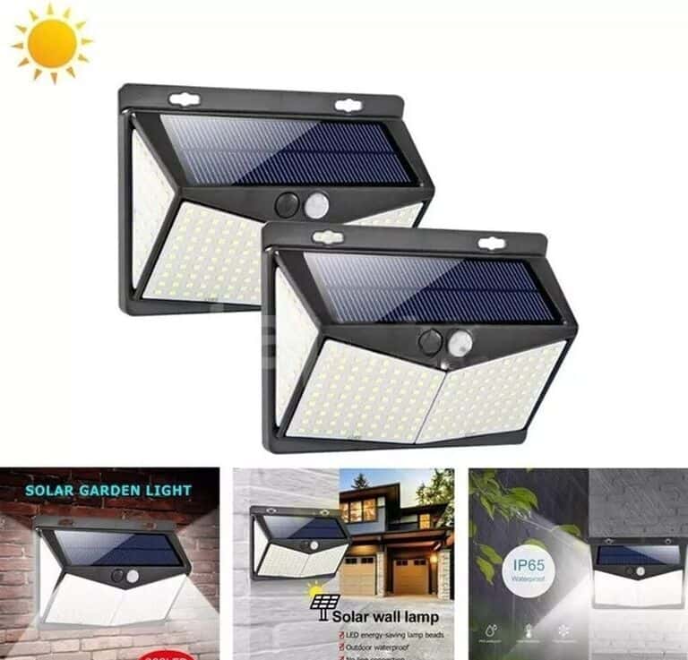 Solar powered LED floodlight 30W 212 LED - Tenderyard