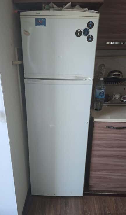 Indesit refrigerator - Tenderyard