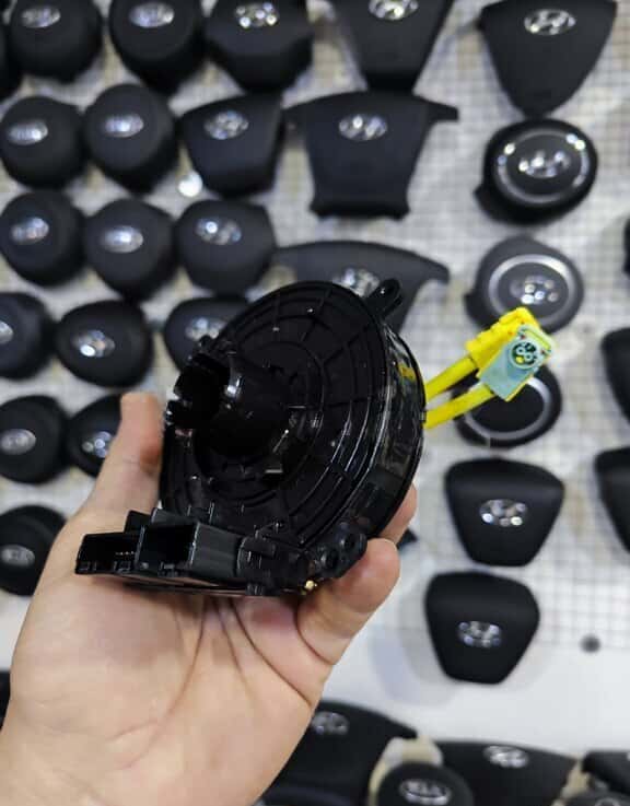 Steering wheel clock spring for Ford F150 - Tenderyard