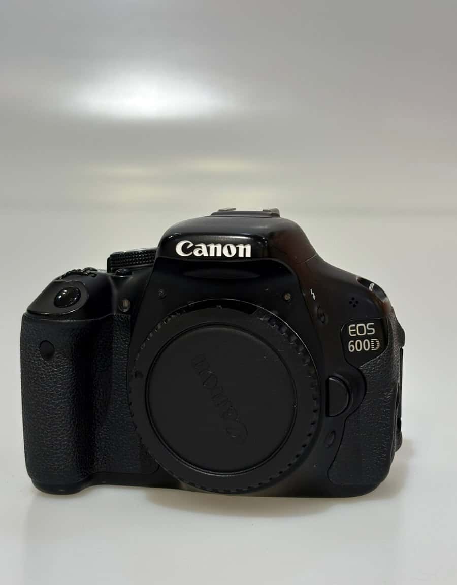 Фотоаппарат Canon EOS 600D Body - Tenderyard