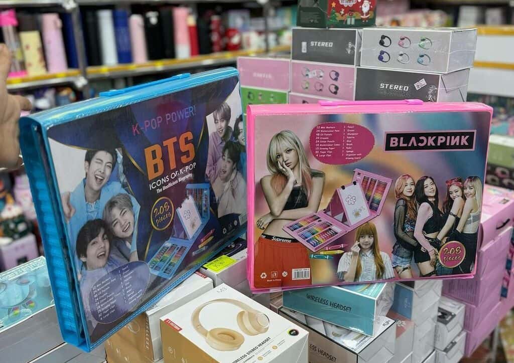 Drawing and creativity sets - Tenderyard