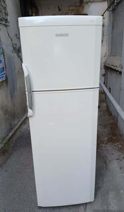 Indesit refrigerator - Tenderyard
