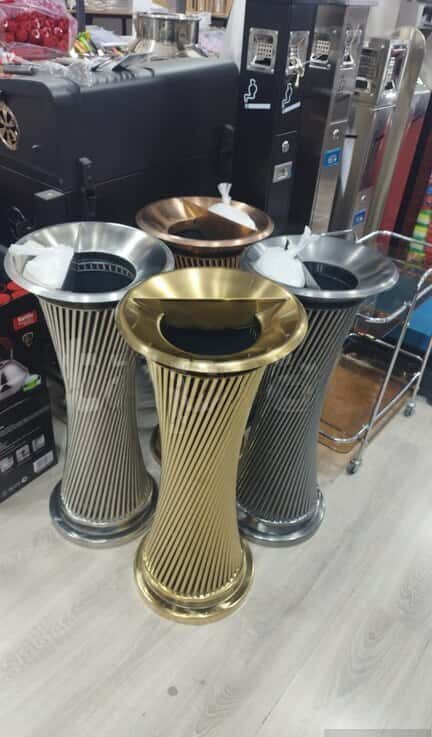 Trash can in various sizes and models - Tenderyard