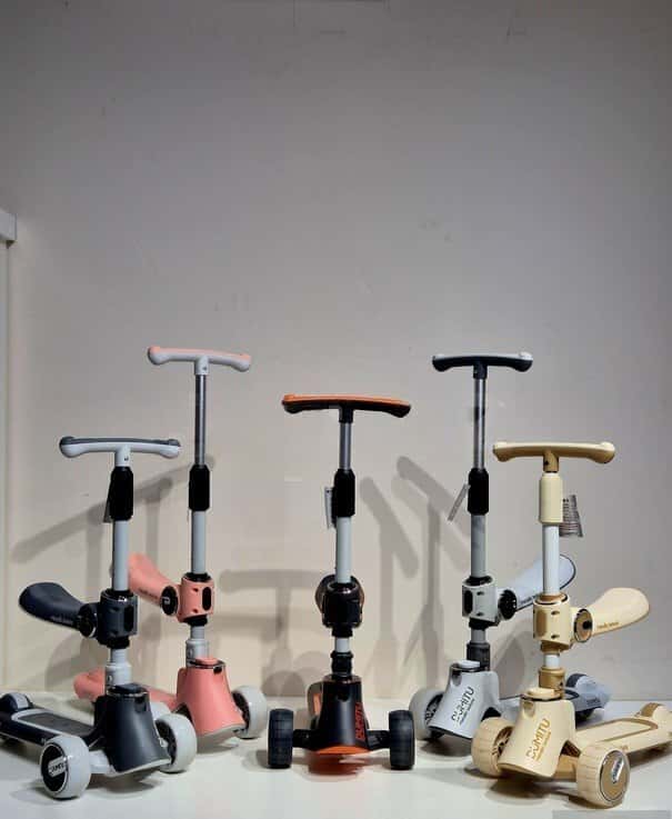 Dumitu scooter with iron frame and bluetooth - Tenderyard