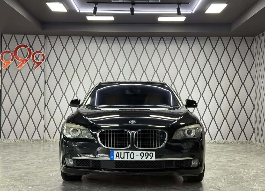 BMW 750, 2012 г., 151000 км, 4400 л - Tenderyard