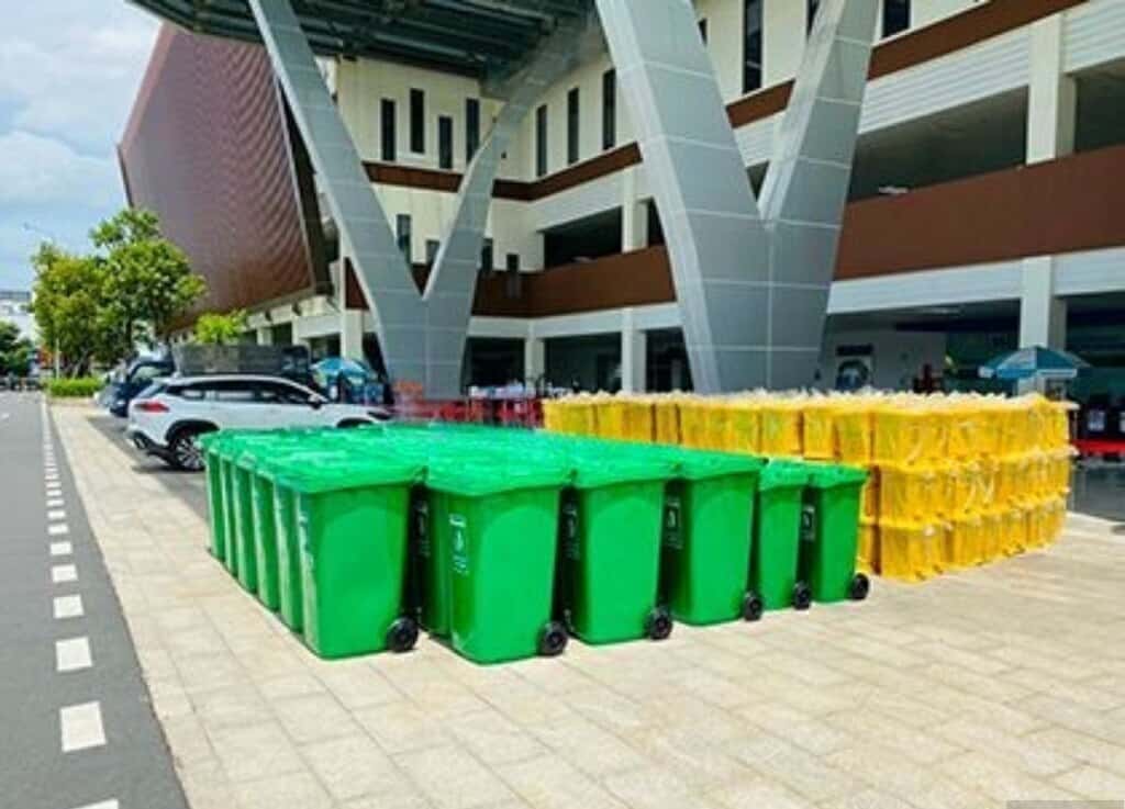 Waste bin 240 liters - Tenderyard