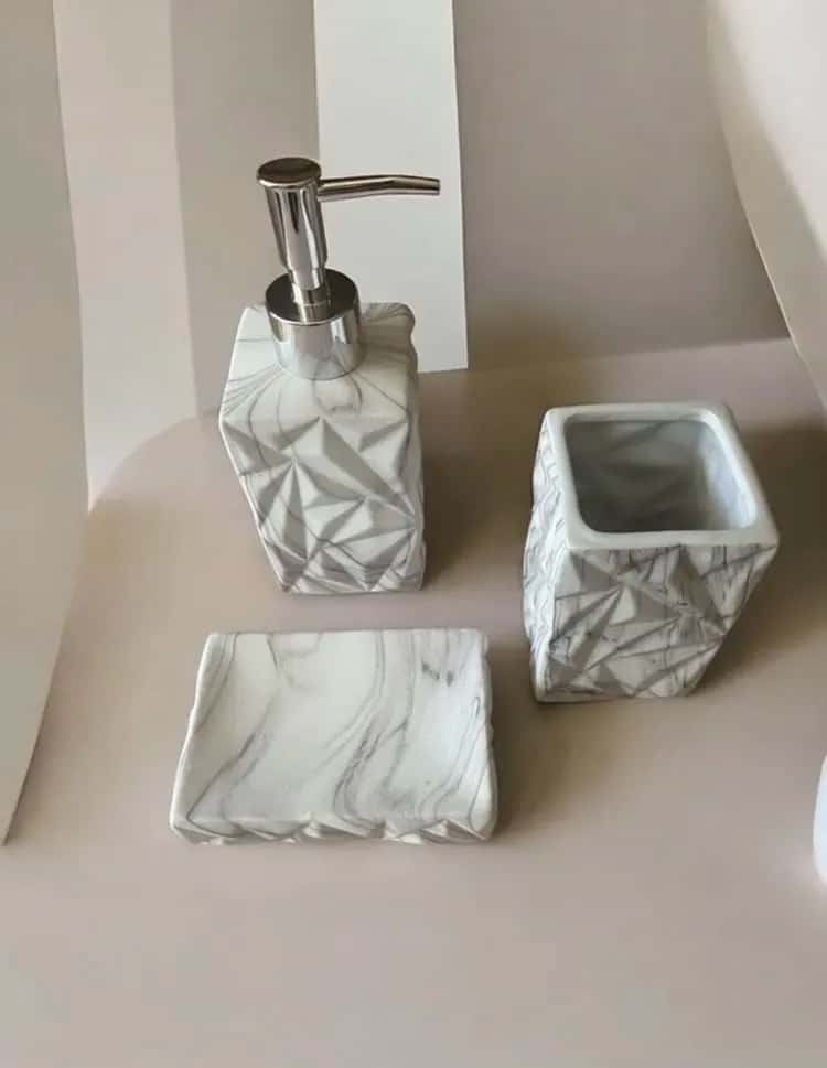 Mərmər naxışlı hamam aksesuarları dəsti - Tenderyard